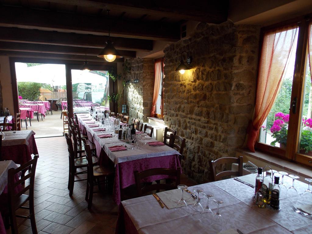 Osteria Belvedere San Leo Exterior photo